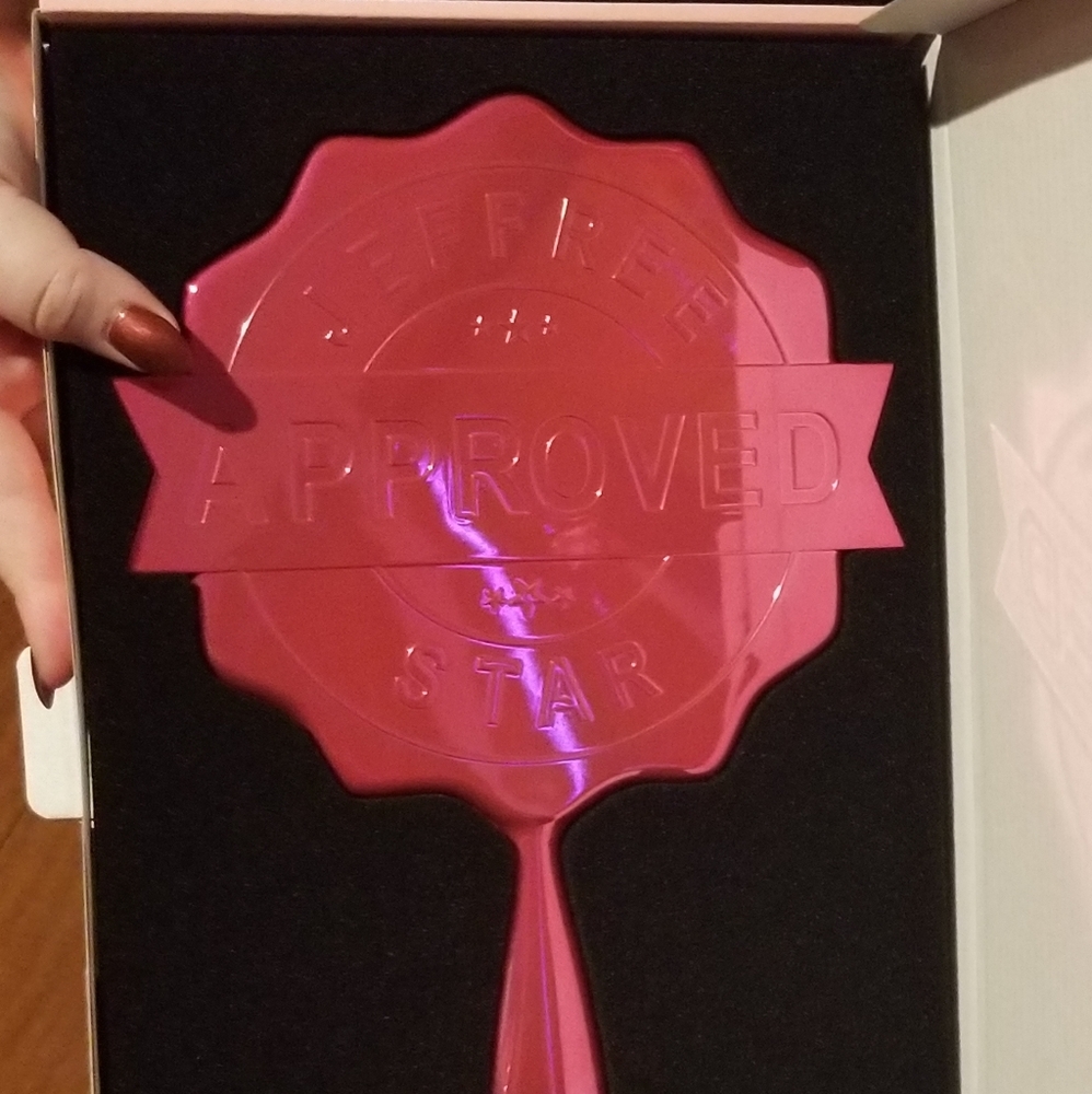 Jeffree Star Approved Mirror